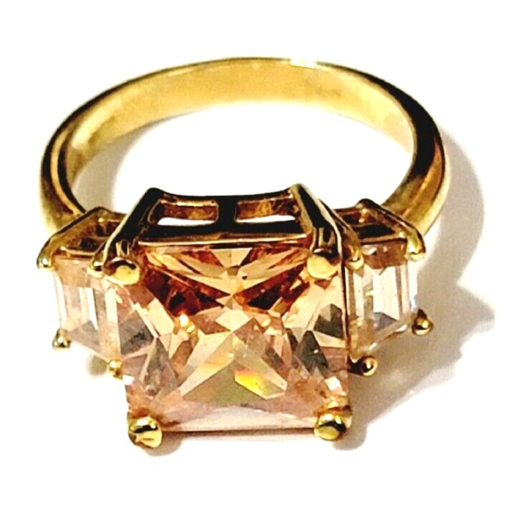 Vintage Faux Morganite Glass Rhinestone Gold-tone Mogul Ring Size 8